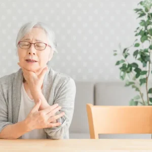症例96 痰の絡み(喀痰)と痰のへばりつきによる息苦しさに漢方薬が奏功した症例